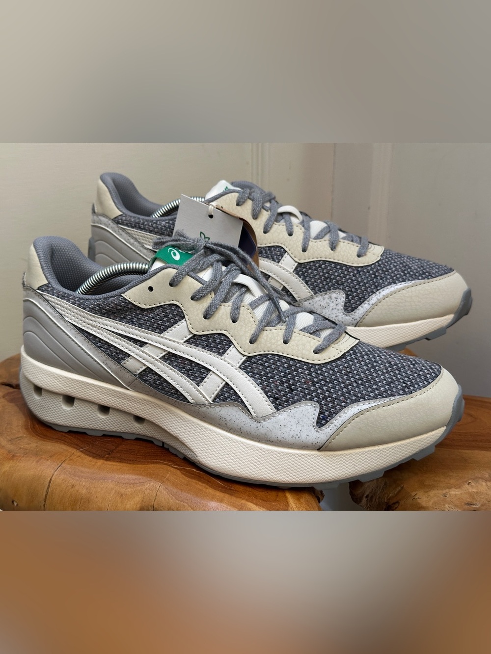 ASICS Jogger X81 - Size: US Men’s 11